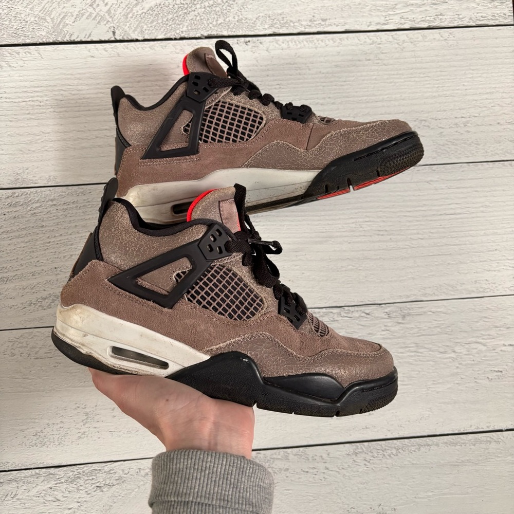Jordan 4s Taupe Haze